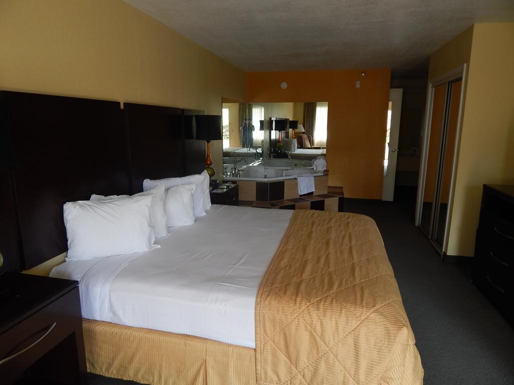 Ramada Branson Hotel And Resort Luaran gambar