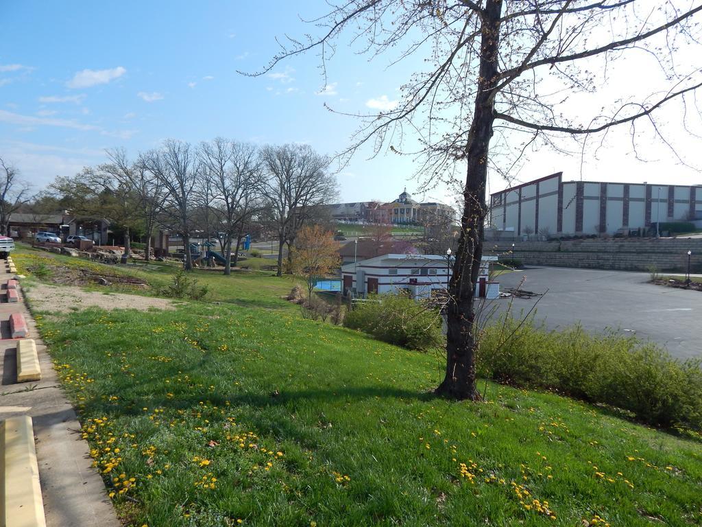 Ramada Branson Hotel And Resort Luaran gambar
